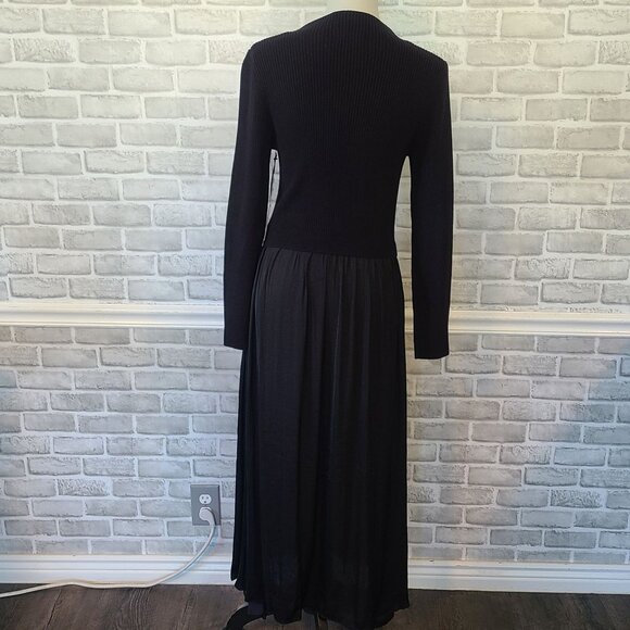 Simply Vera Wang Black Sweater Top Dress Flowy Skirt Staple Basic Gilmore NEW L - Picture 4 of 9